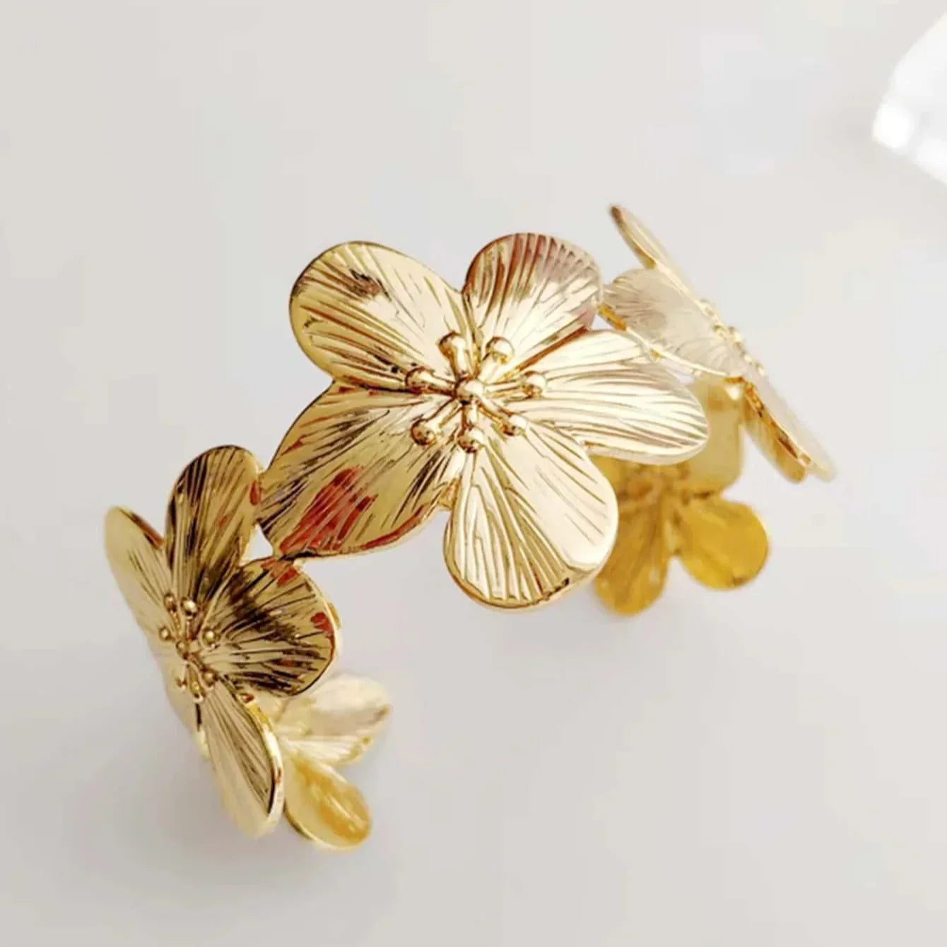 Floral Golden Bracelet