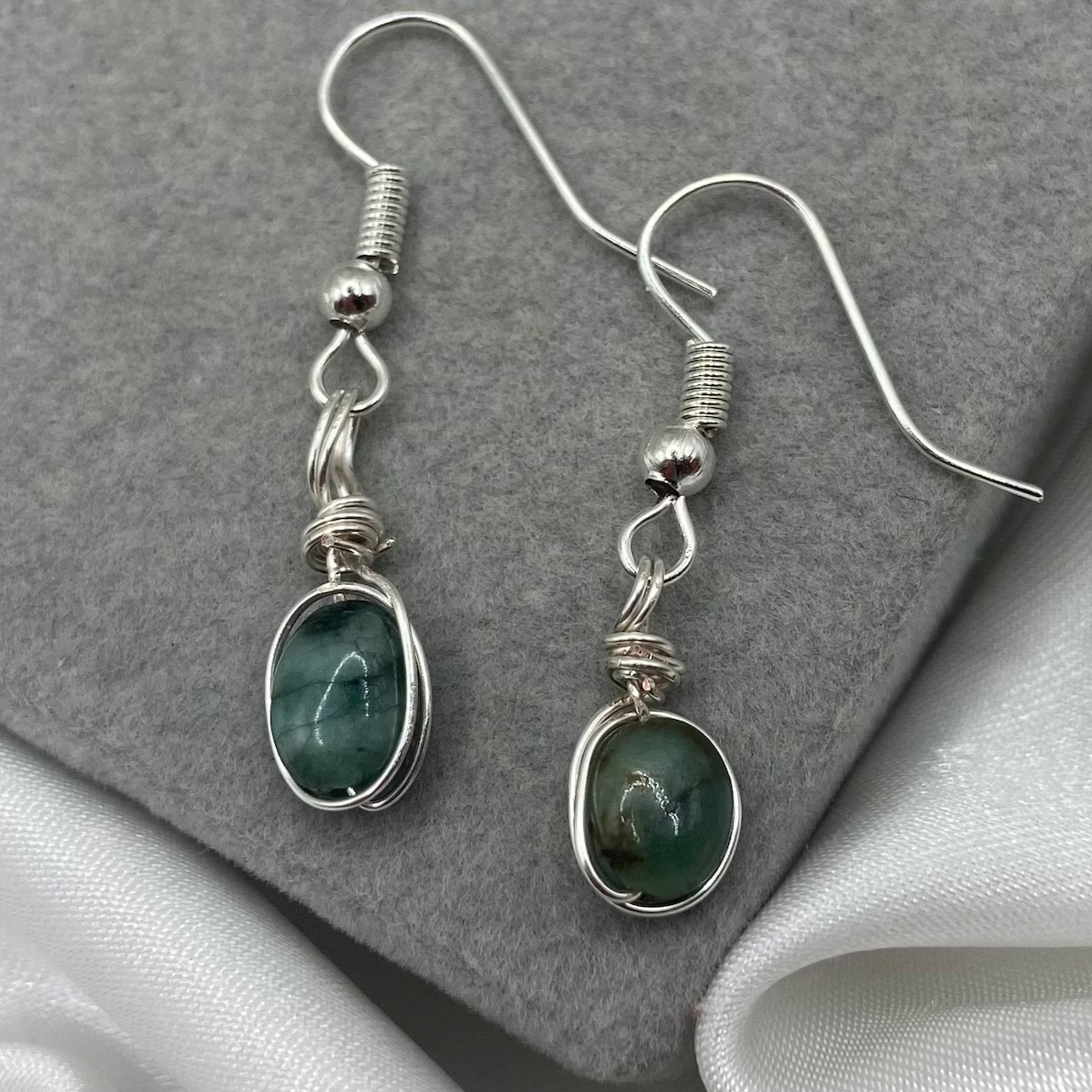 Vintage Green Drop Stone Earrings