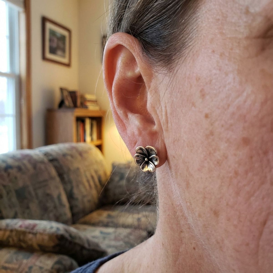 Vintage Silver Flower Stud Earrings