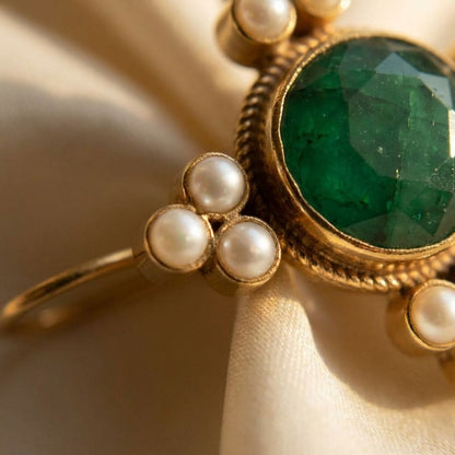 Vintage Green Crystal & Pearls Earrings