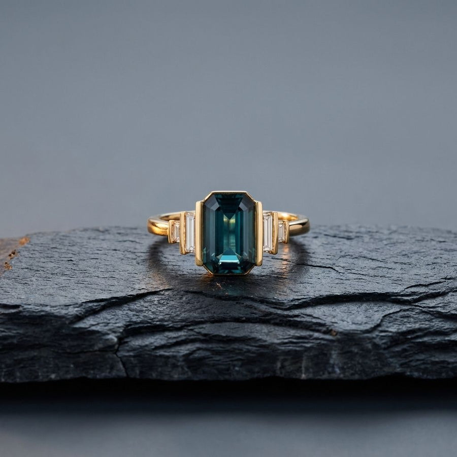 Vintage Green Glass Zirconia Gold Ring