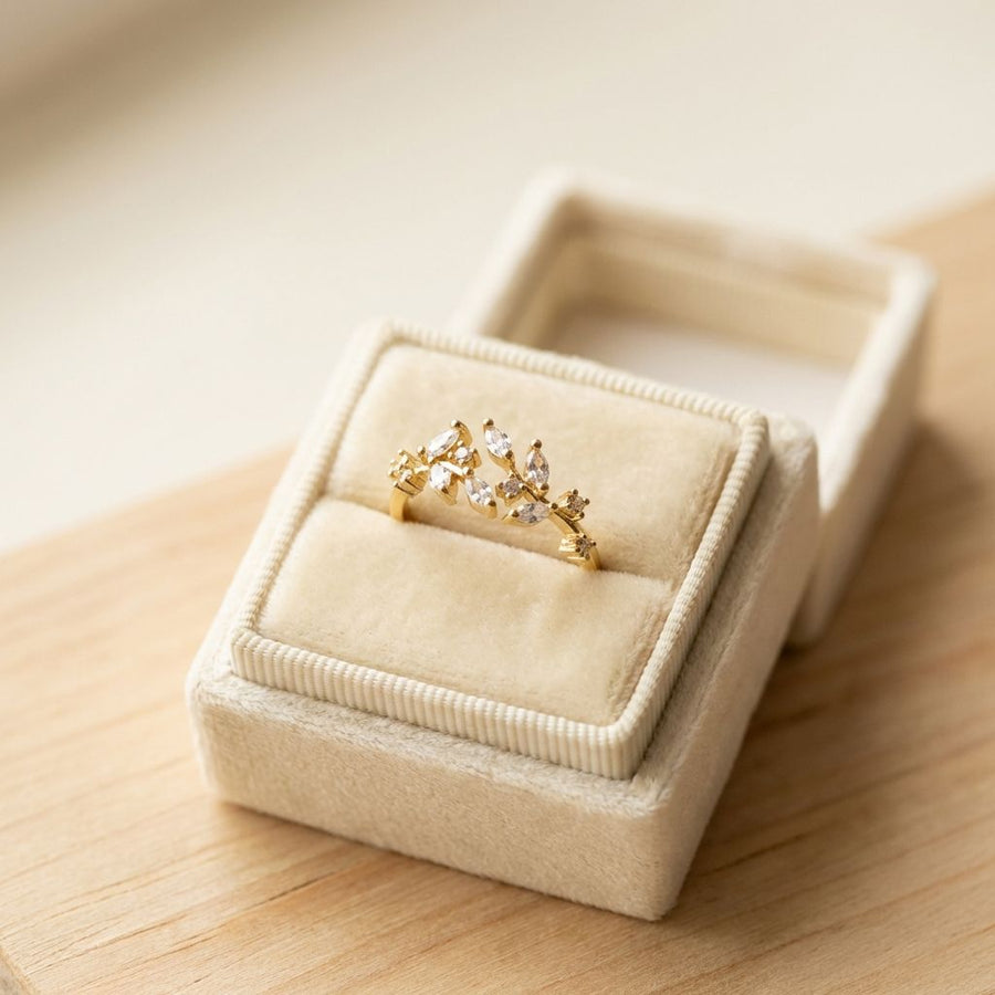 Elegant Crystal Leaf Ring