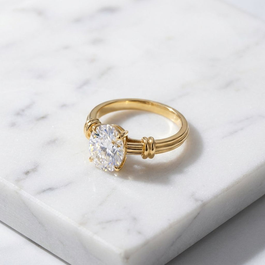 Vintage Gold & Silver Oval Line Knot Shiny Gemstone Adjustable Ring