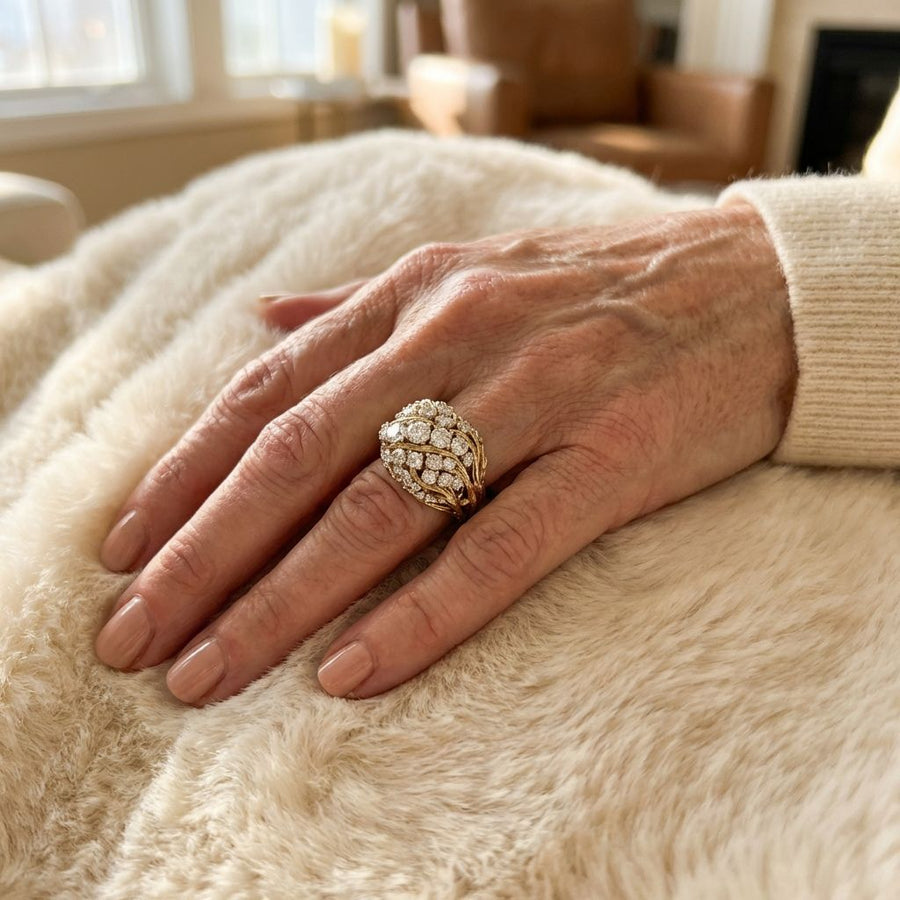 Vintage Exquisite Bright Gold Ring