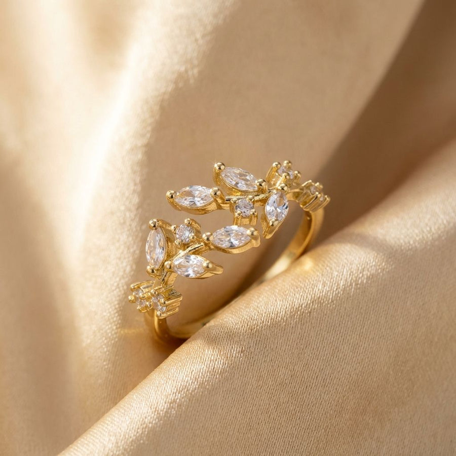 Elegant Crystal Leaf Ring