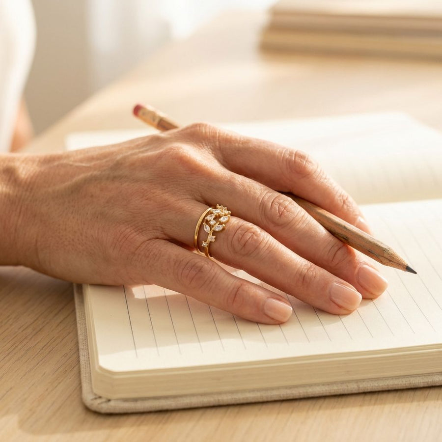 Elegant Crystal Leaf Ring