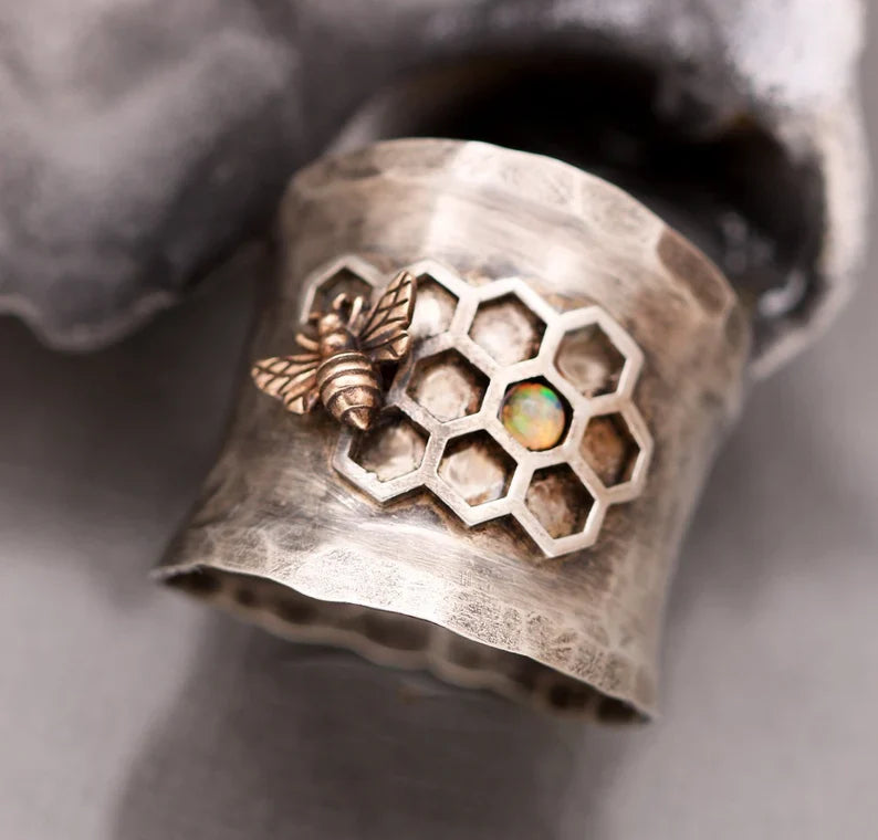 Vintage Bee Sterling Silver Opal Ring