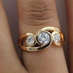 Vintage Inlaid Zirconia Spiral Gold Ring-Lydieannejewelry