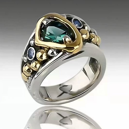Vintage Irregular Green Crystal Ring-Lydieannejewelry
