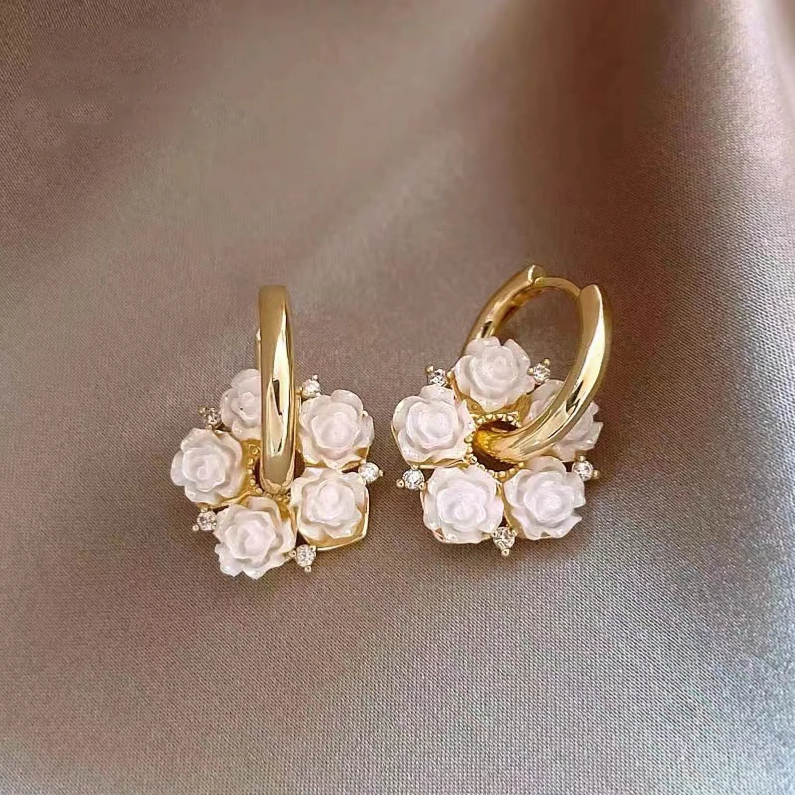 Elegant White Floral Earrings-Lydieannejewelry