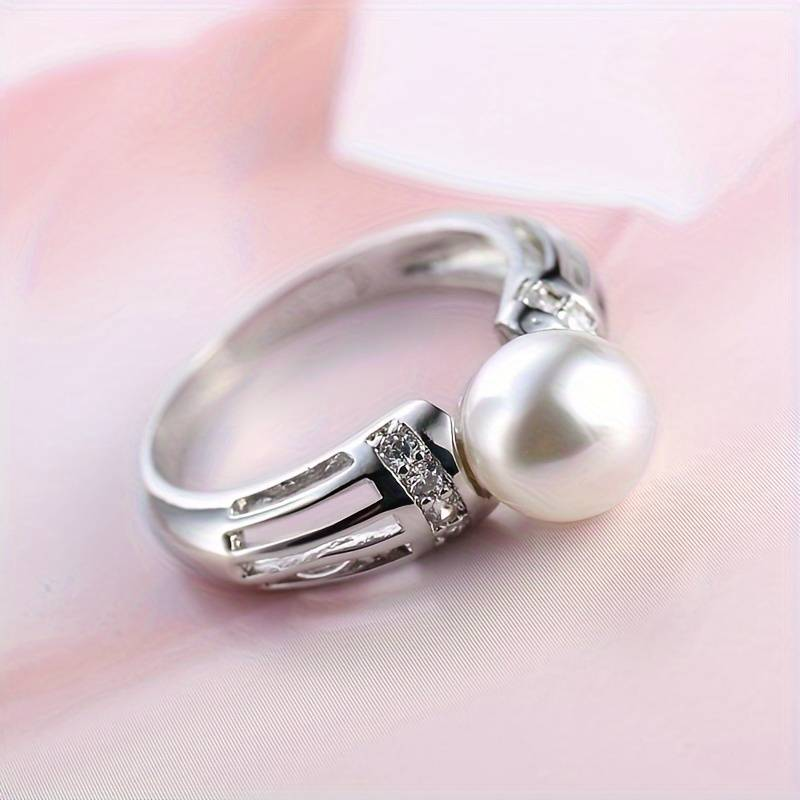 Vintage Silver Pearl Ring-Lydieannejewelry