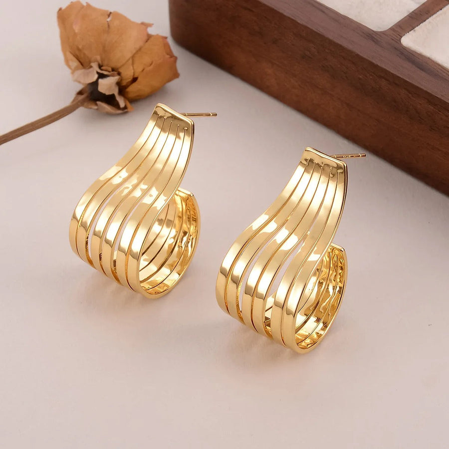 Vintage Gold Bend Dangle Earrings-Lydieannejewelry